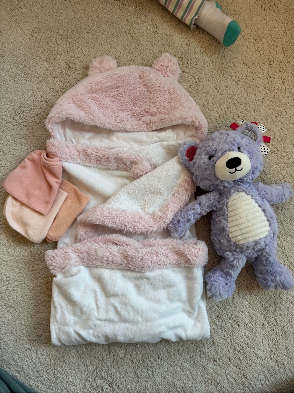 Baby Bundle Plush Pink Hooded Baby Towel with Bear Ears Washcloths Plush Bear